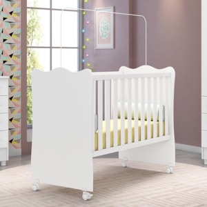 Berço Doce Sonho Branco com Rodízios e Colchão Baby Physical - Qmovi