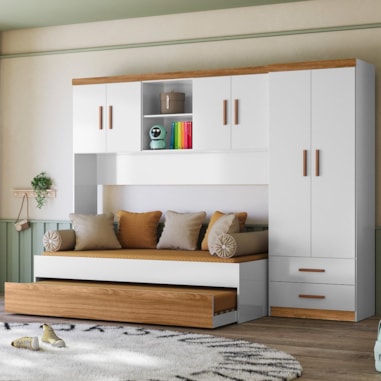 image_e3c4180c-8a91-45a0-a435-0eea9ba804b7